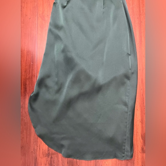 Sugarlips Chateau One Shoulder Ruched Belen Midi‎ Dress Small Green Satin Chic - Picture 8 of 14